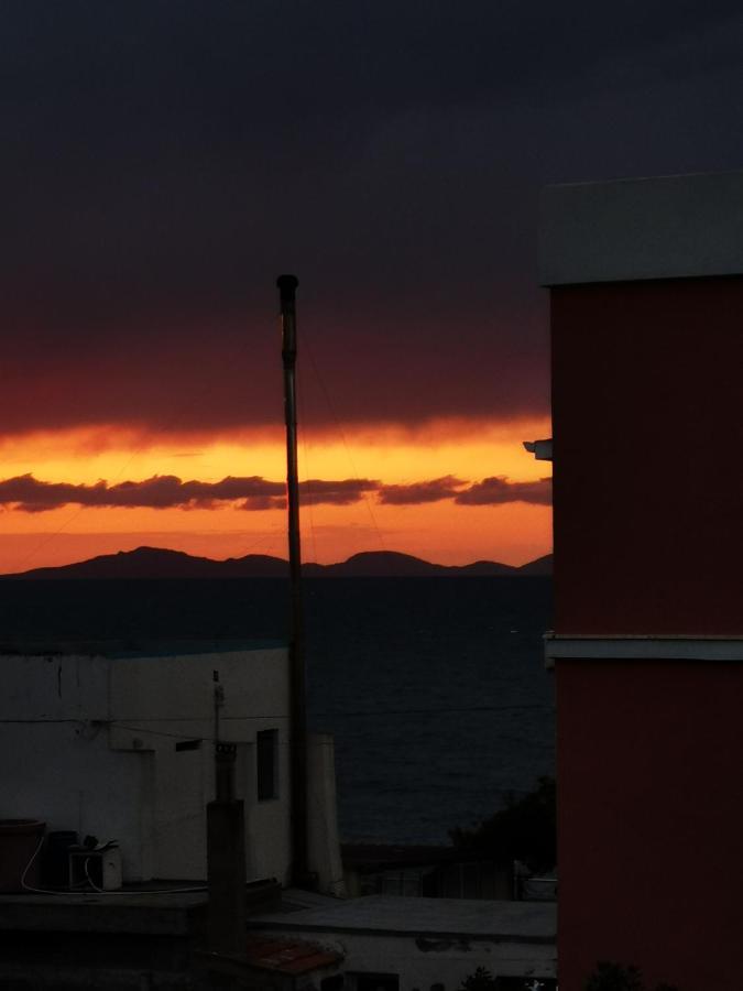 Casa Mea Posizione Strategica A Due Passi Dal Mare Apartment Porto Torres Ngoại thất bức ảnh